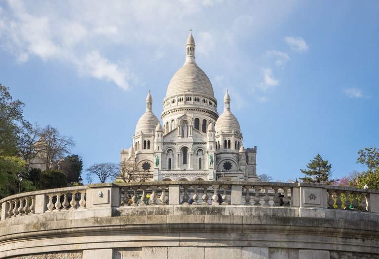 montmartre-7150549_1280.jpg