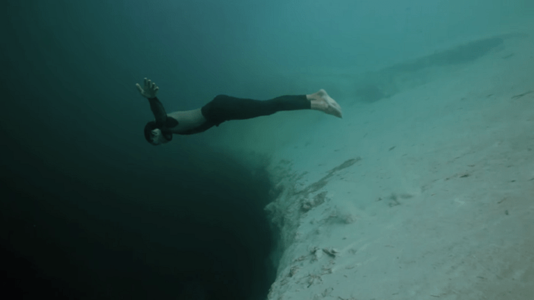 underwater_cliff_dive.png