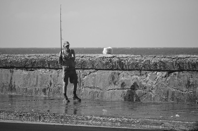 pesca malecon 02.jpg