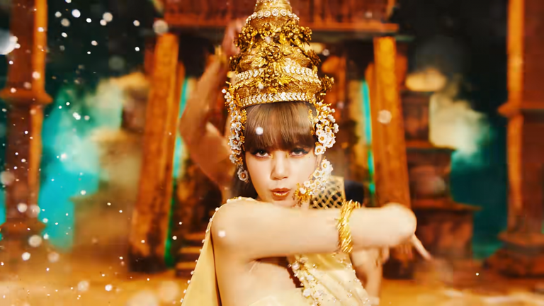 1631308987-lalisa.png