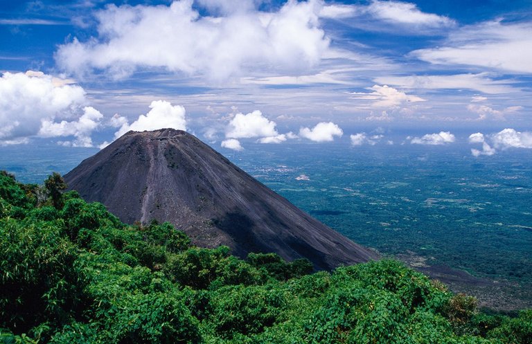 el-salvador-volcano.jpg