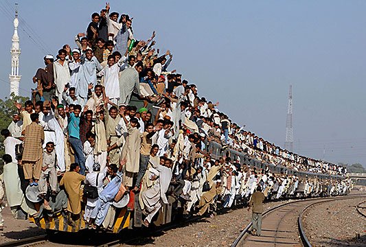 pakistan band wagon.jpg