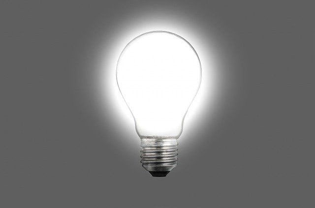 bulb-316751_640.jpg