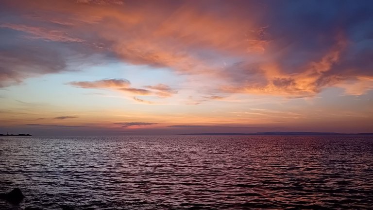 20250504_183428.jpg
