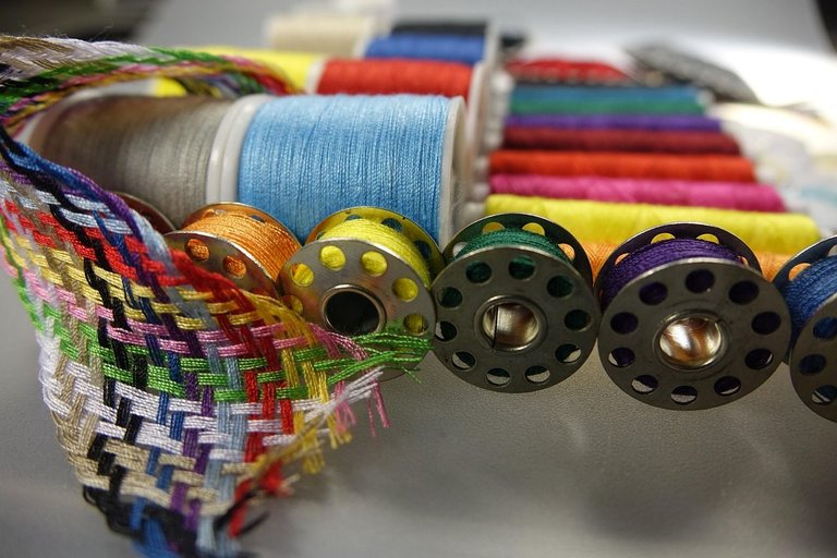 needlerr3w33work-2446806_1280.jpg