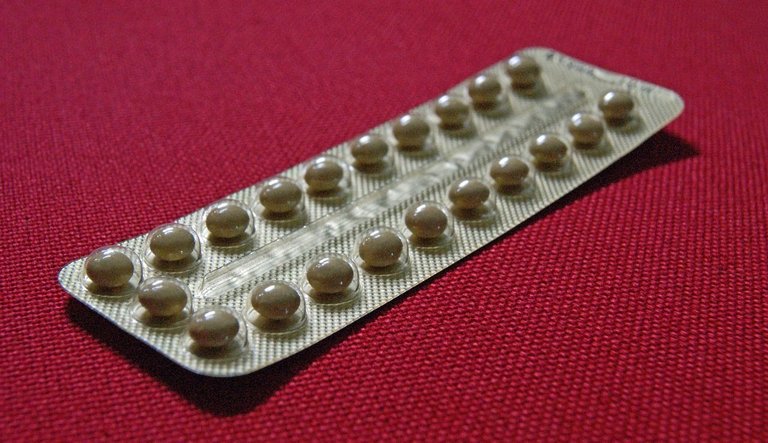 contraceptive-pills-849413_1280.jpg