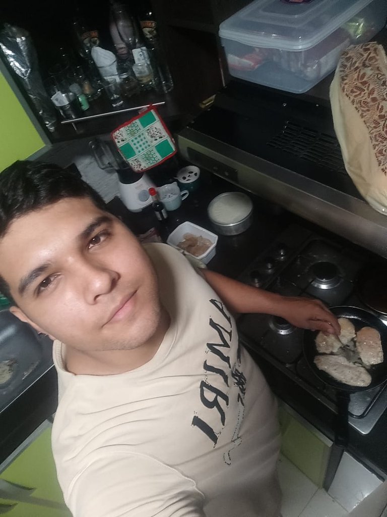 1009028744.jpg