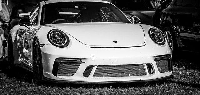 porsche-911-3695353_640.jpg