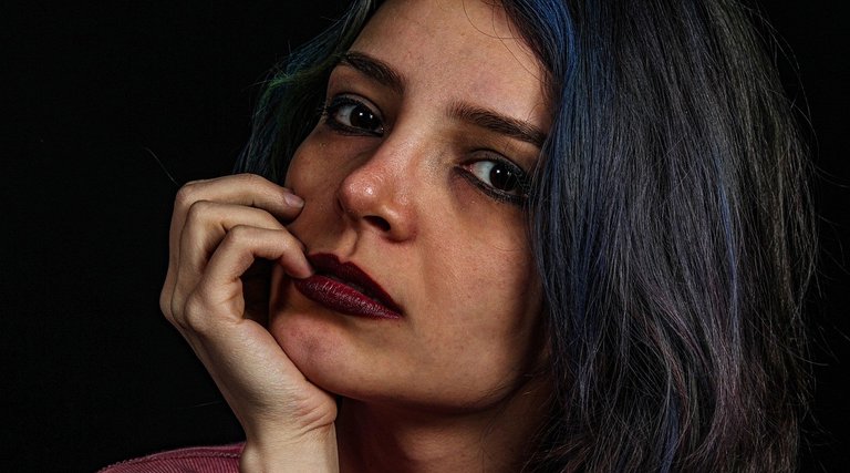 woman-7639857_1280.jpg