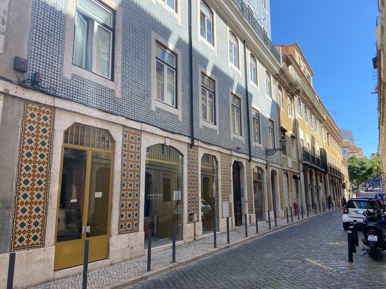 The one thing I loved about Lisbon is the architecture.