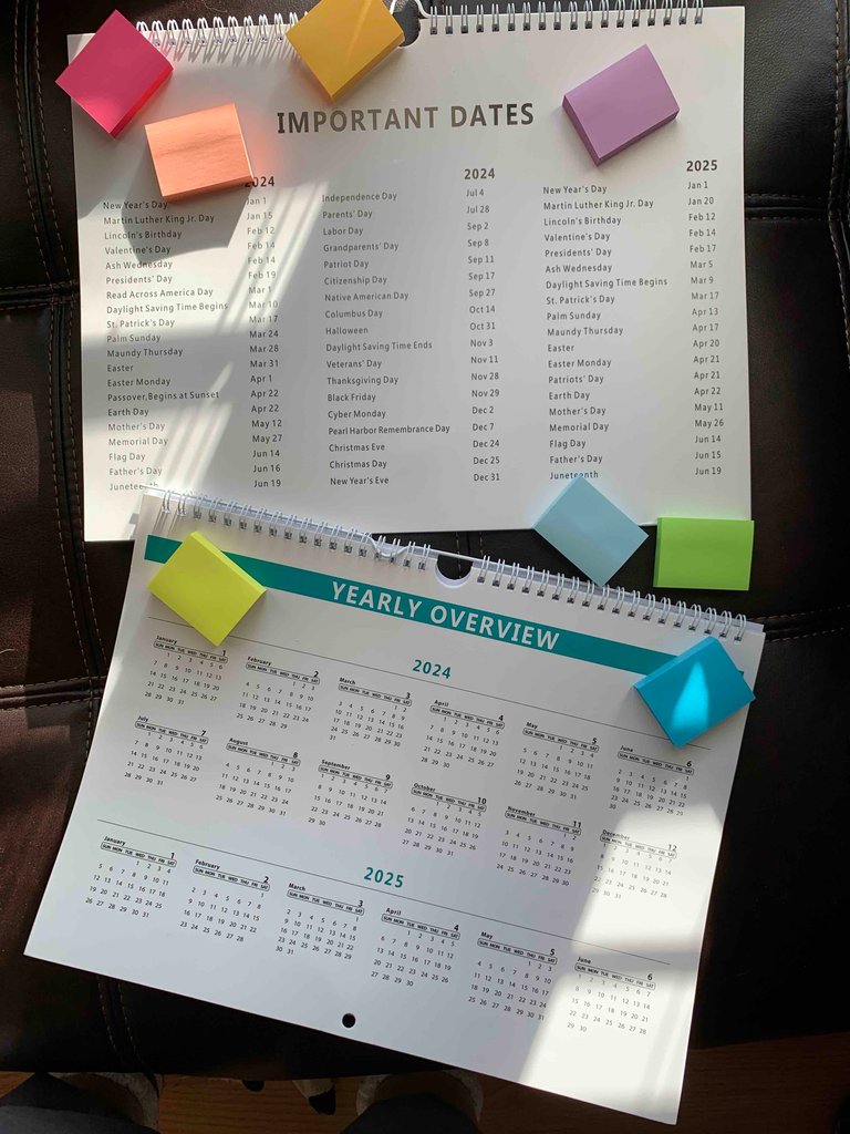 2024 Calendars and Post-it Notes.jpg