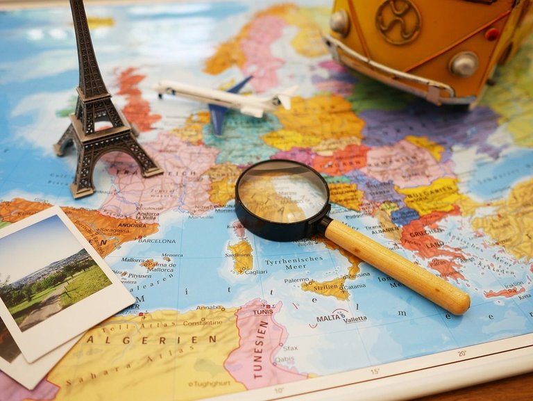 plan-your-trip-4516099_1280.jpg