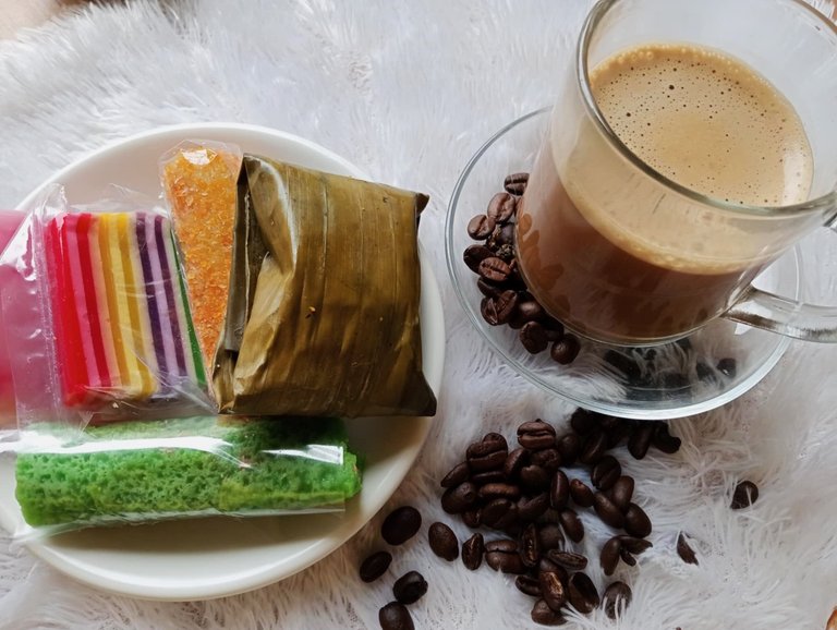 kopi snack.jpg