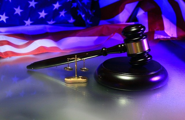 justice-7540198_640.jpg