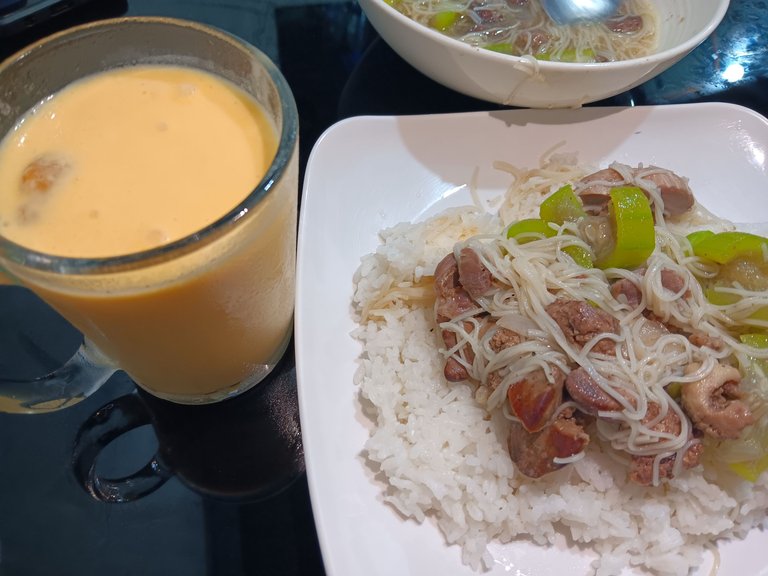 Miswa sa Patola with Chicken Liver and Icy Mango Shake