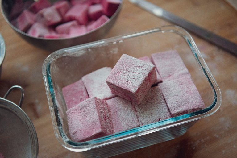 vaahtokarkki_marshmallow_artisanal_homamade_pink08.jpg