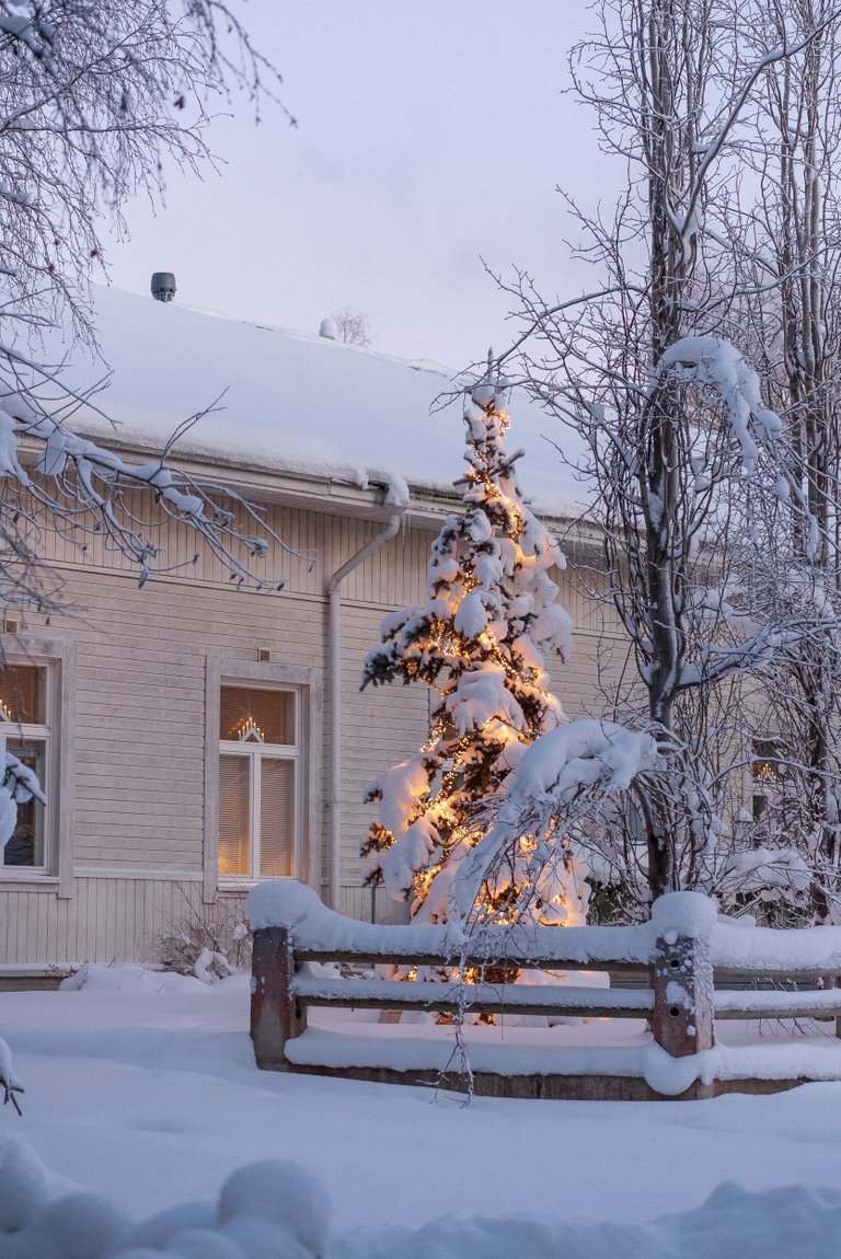 winterwonderland_finland_northostrobothnia_kylä02.jpg
