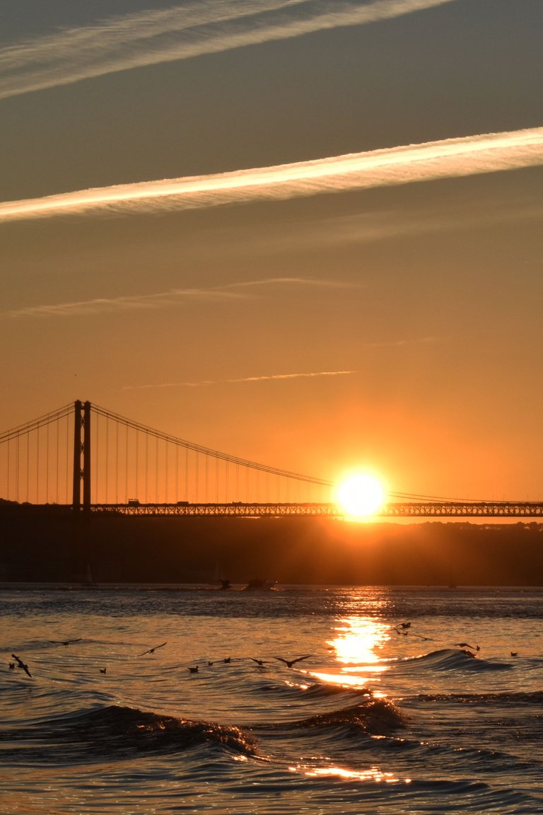 sunset lisbon bridge jan 21.jpg