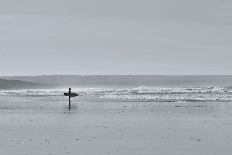 surfers beach bw 4.jpg