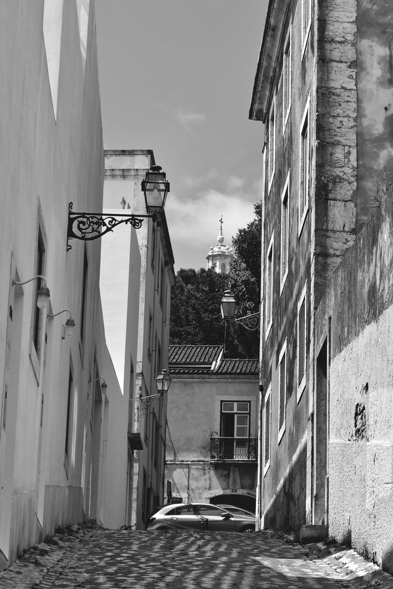 Lisbon narrow streets bw 10.jpg