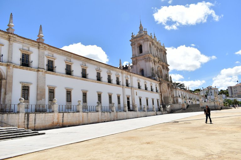 Alcobaça monastery 3.jpg