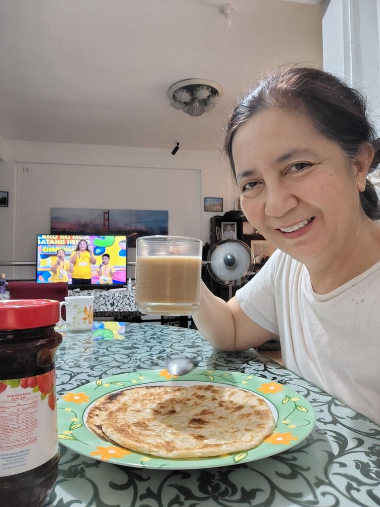 Simple breakfast, big comfort