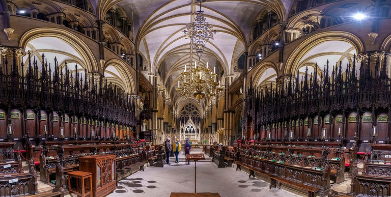 Lincoln-Cathedral-Panorama-1-edited-resized.jpg