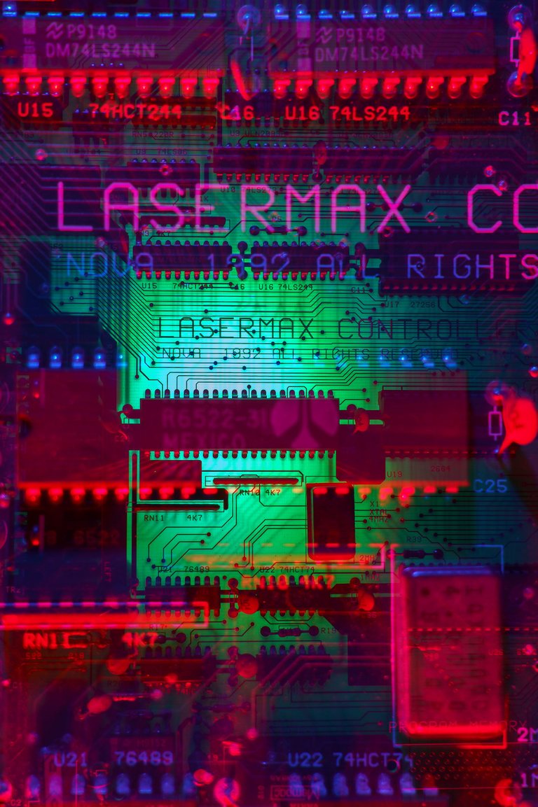 Lasermax2.jpg