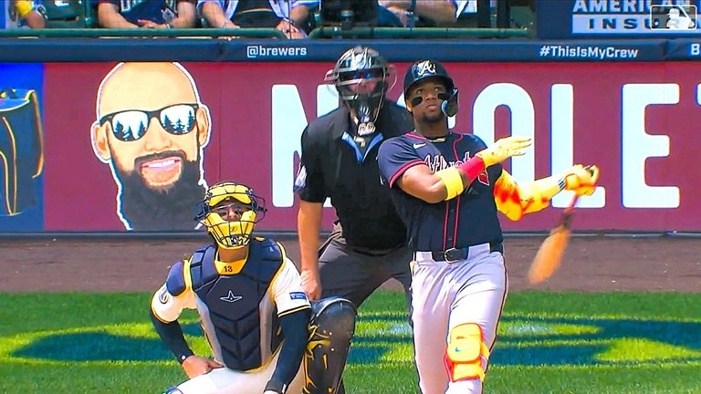 Acuña.jpg