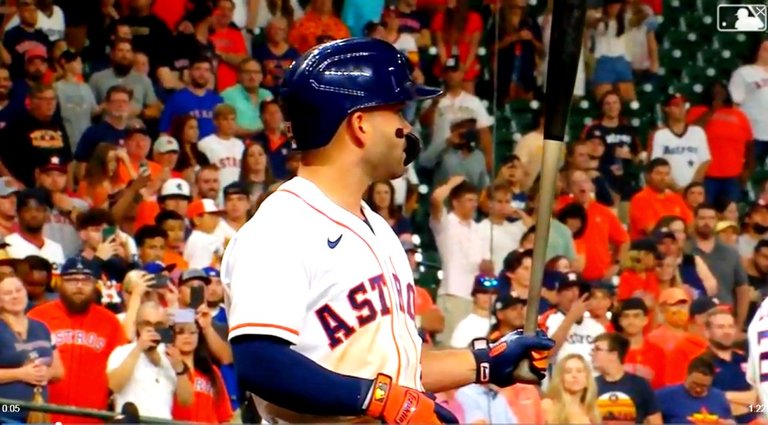 altuve1.jpg