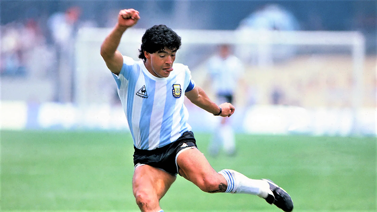 Diego-Maradona-1986.png
