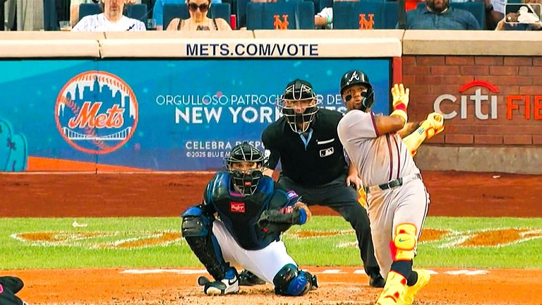 Acuña.jpg