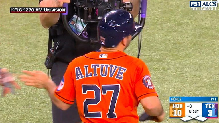 Altuve.jpg