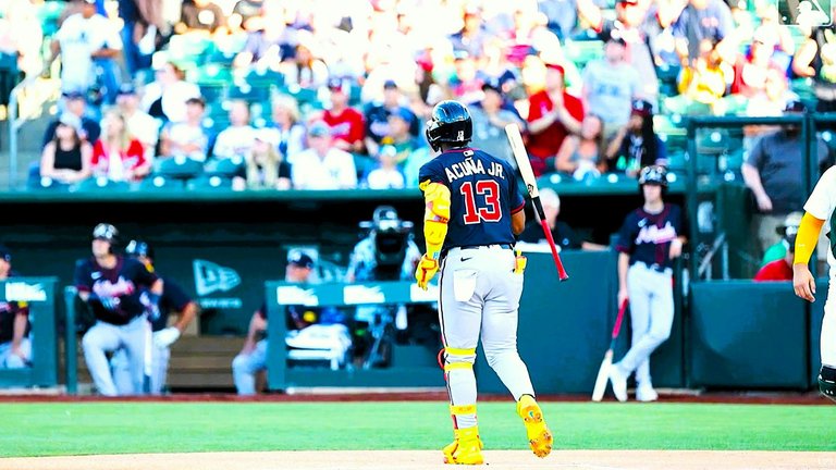Acuña.jpg