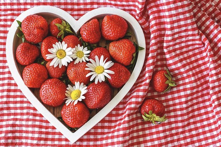 strawberries-5210753__480.jpg