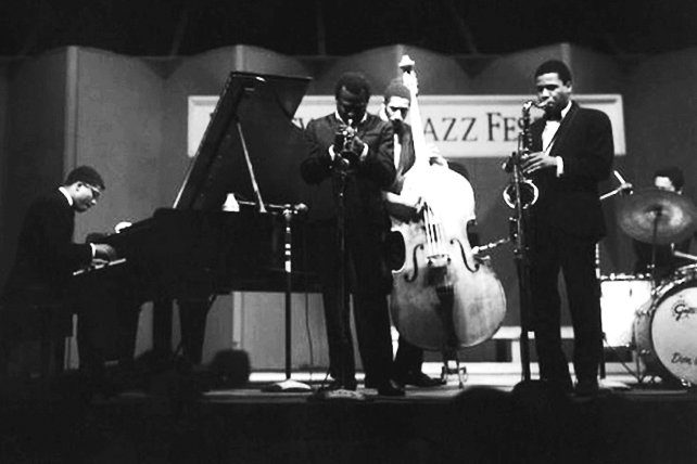 Miles Davis Second Great Quintet 1.jpg