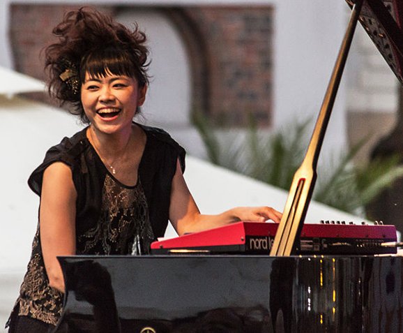 Hiromi Uehara 7.jpg