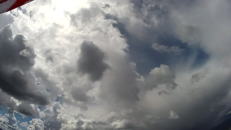 vlcsnap-2025-05-21-16h27m46s921.jpg