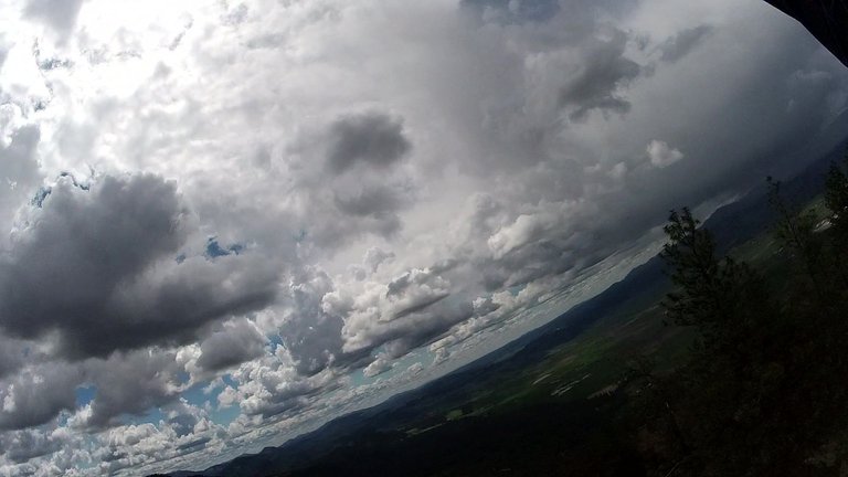 vlcsnap-2025-05-21-16h26m39s016.jpg