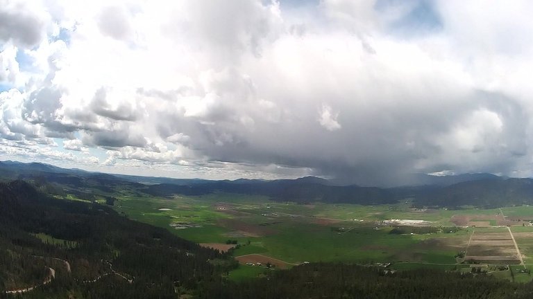 vlcsnap-2025-05-21-16h28m25s350.jpg