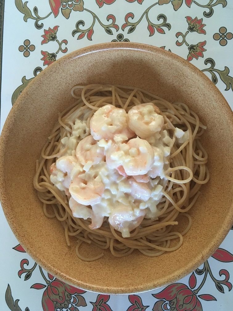 spaghettis complets scampis creme ail.JPG