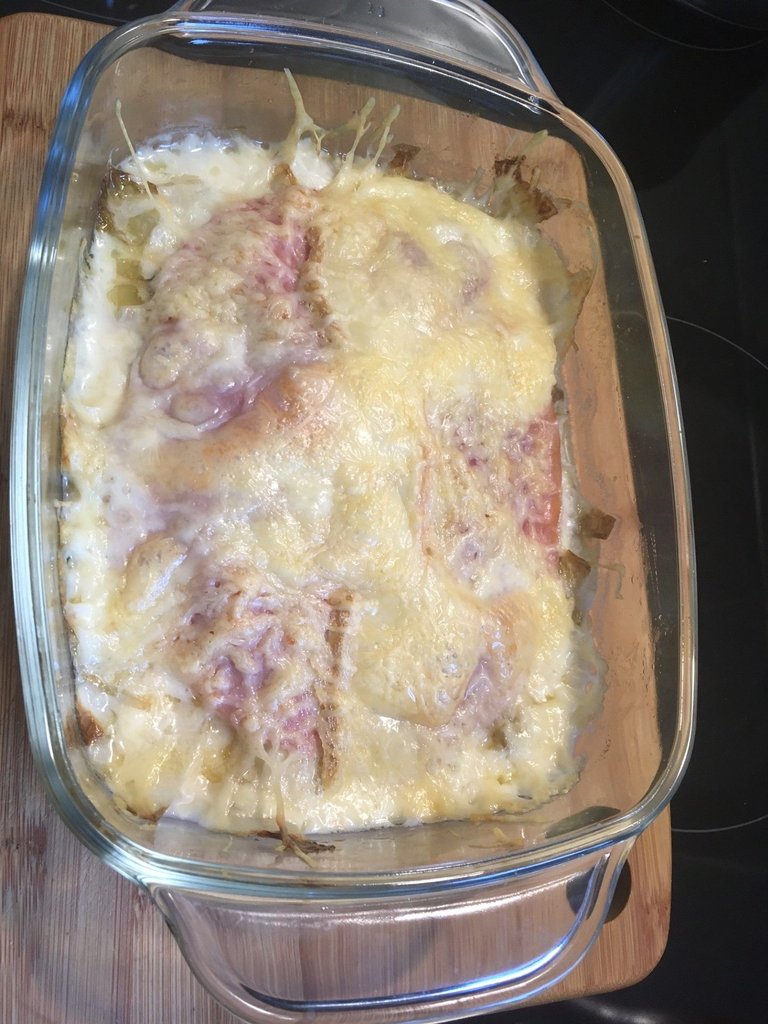 3dec23 chicons au gratin version raclette apres le four.jpg