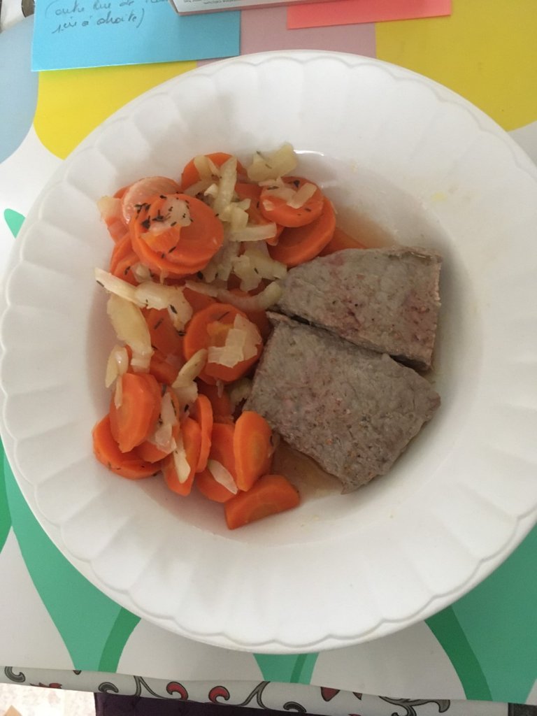 steak carottes oignons miel thym.jpg