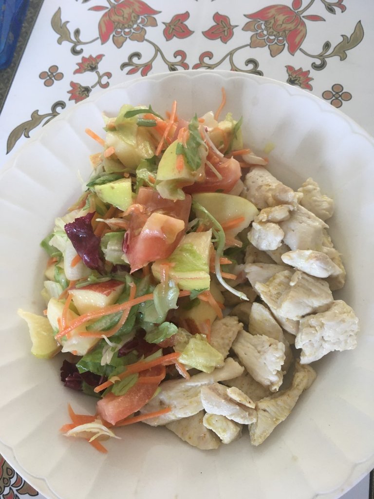 poulet salade mixte vinaigrette tomate jonagold.jpg