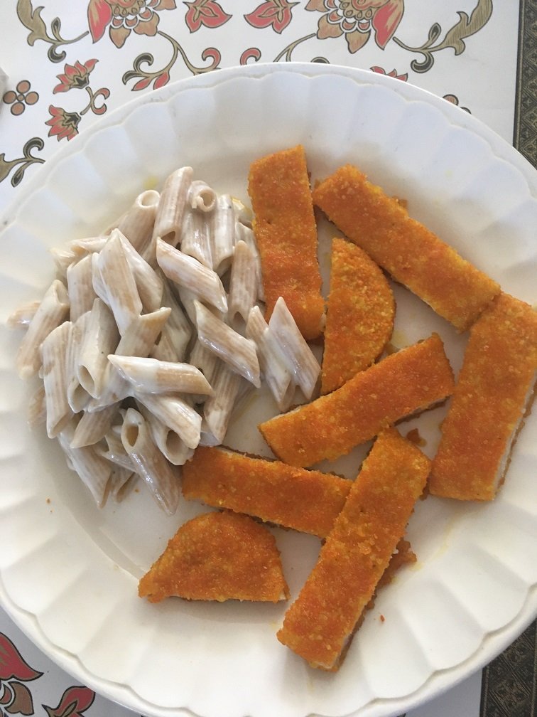 Schnitzel de dinde penne sauce bleu d'Auvergne.JPG