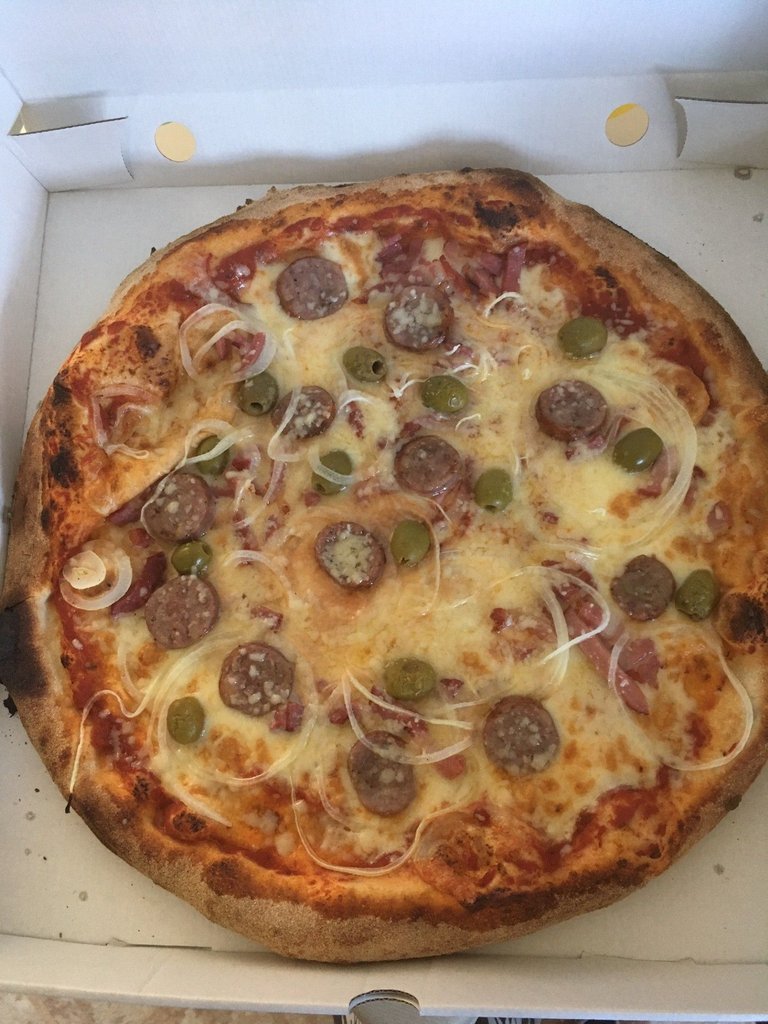 25aug25 pizza maradona.jpg