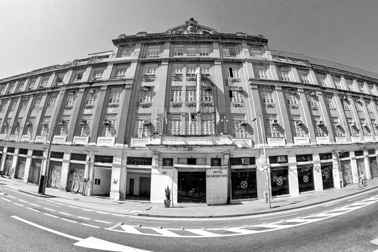 Fachada de Hotel - Fujifilm X-T1 + Brightin Star 10mm f5.6