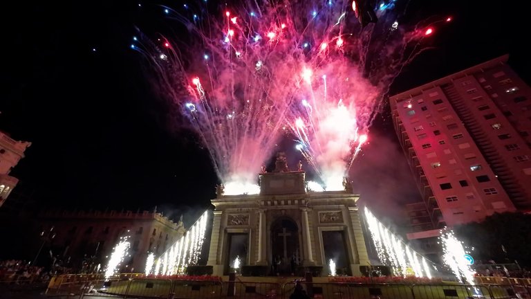 Firework-Cabalgata-Fuego.jpg