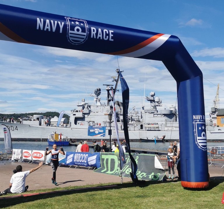 navy race finishing line.jpg