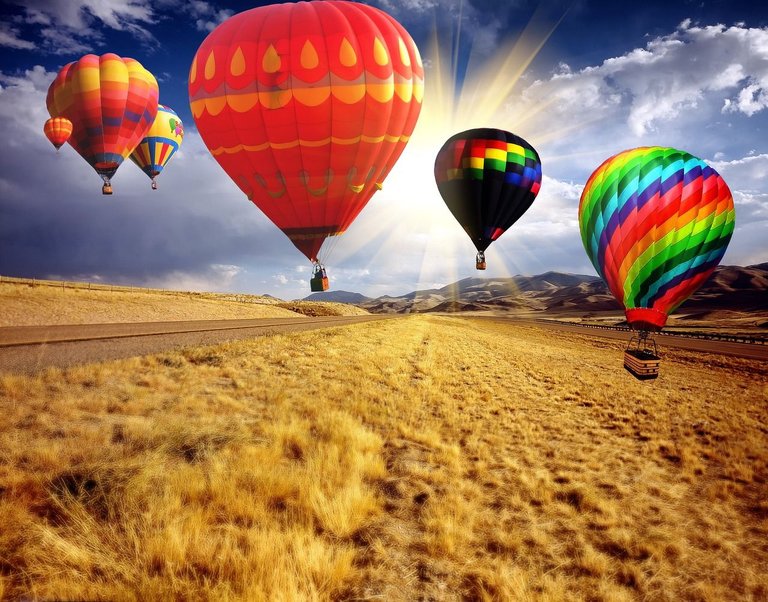 hot-air-balloon-241642_1280.jpg